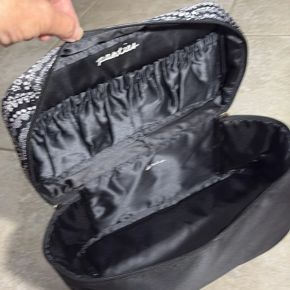 Victoria's Secret Travel Lingerie Bag NWT